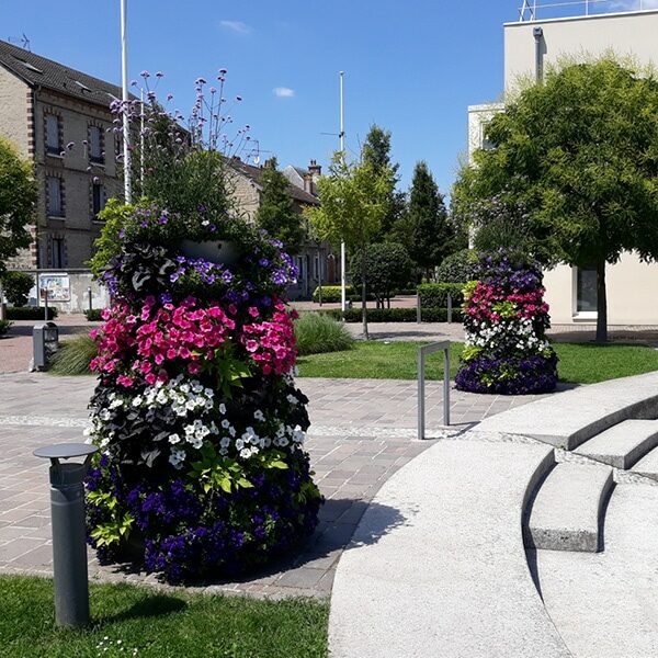 Categorie Mobilier urbain colonnes de fleurissement