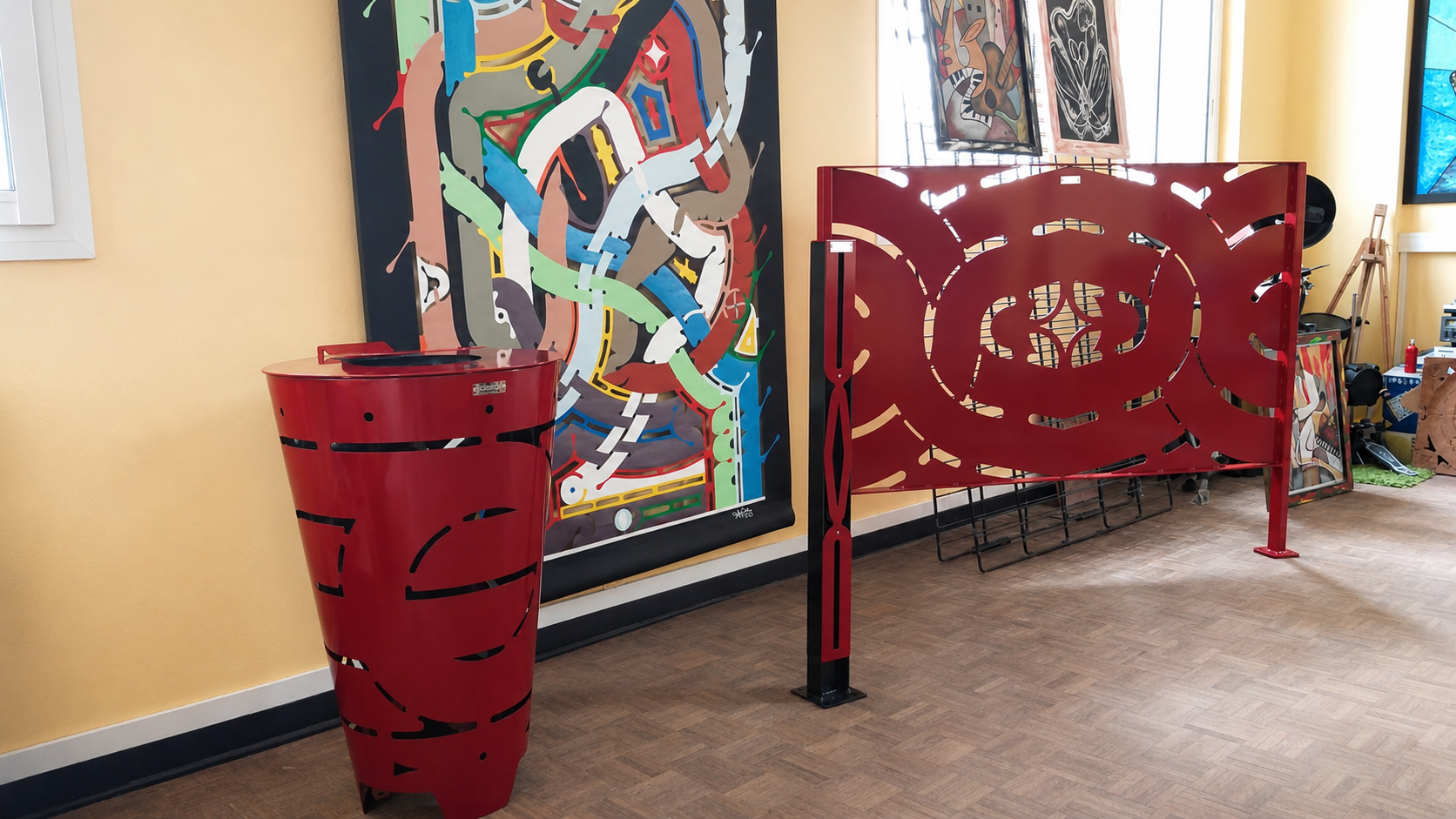 Die Kunst von Tembé auf Stadtmöbeln
