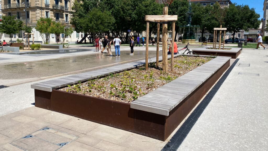 Aménager une esplanade - ilots de fraicheurs - ATECH Amenager une esplanade ilots de fraicheurs ATECH