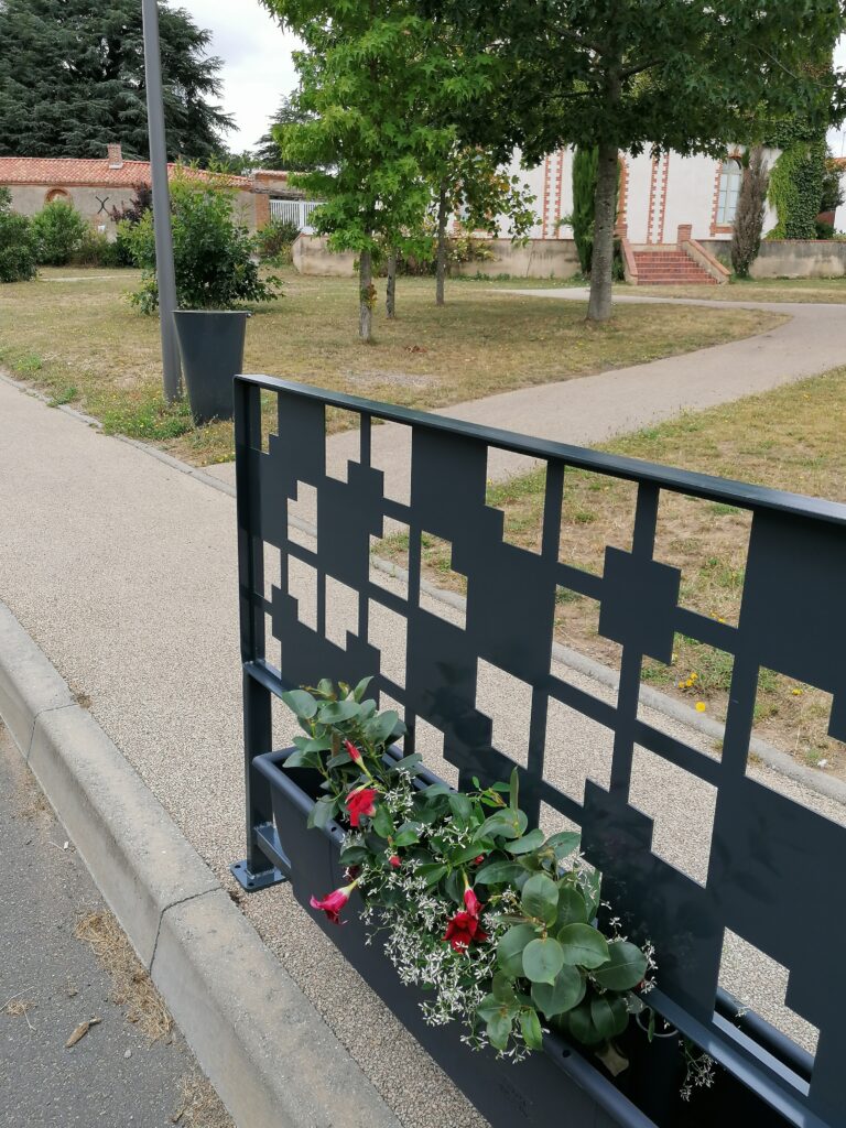 ATECH-HEDERA floral barrier (1)