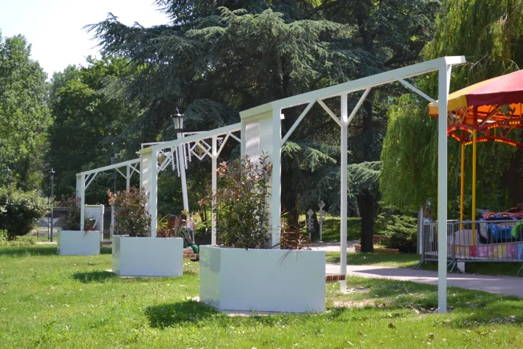 Pergola Equinox (3)
