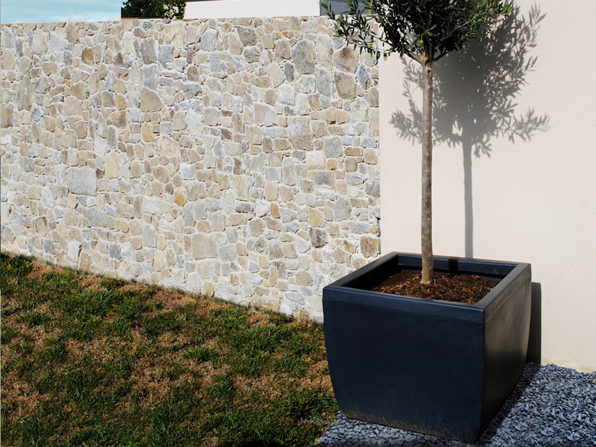 Recyclable Plastic Flower Pot - Four-Color