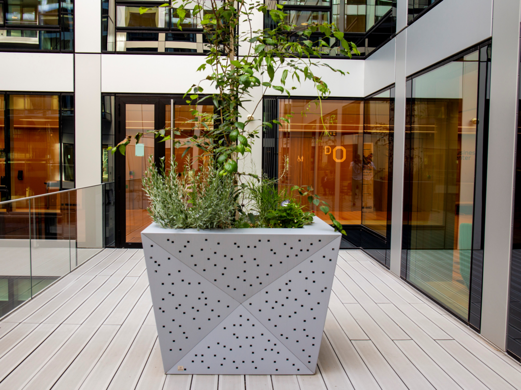 Plant pot - Mosaic&ldquo;>													</a>					</div>												<div class=